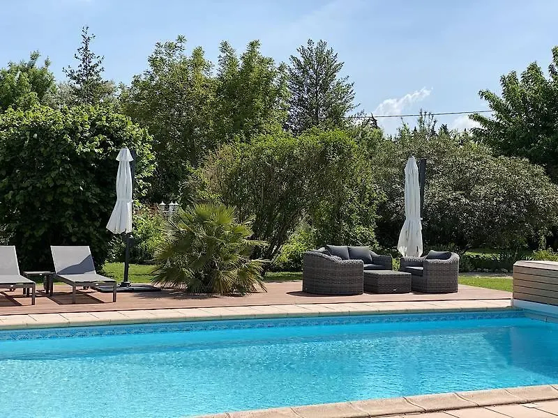 Le Mas De La Marteliere Le Thor Bed & Breakfast